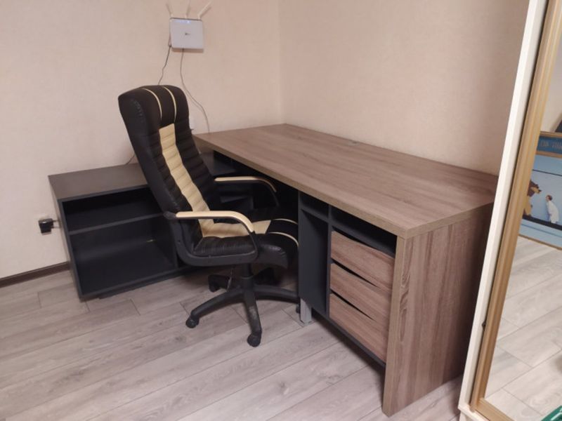 CONNECT 2 L стіл письмовий 1800*786 дуб сонома трюфель/антрацит 2302 фото